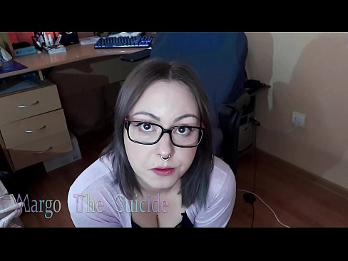 ❤️ Sexet pige med briller sutter Dildo dybt på kamera Kvalitets sex at da.xxxgr.ru ❌️